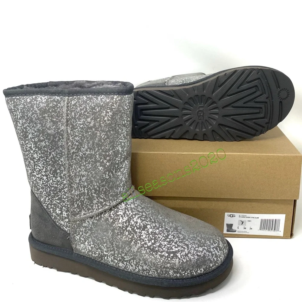 UGG 💥SALE!💥 Classic Short 2 Foil Glam Women’s Boots Size 7 1112092 - Picture 3 of 9